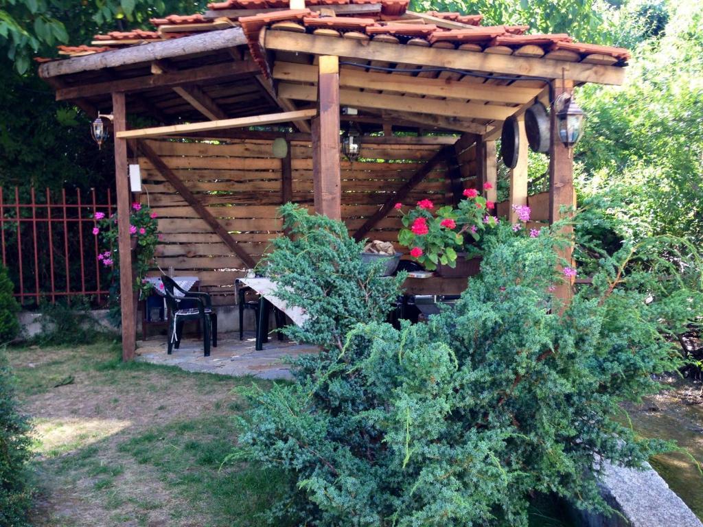 Вила на Езерото Смолян Екстериор снимка